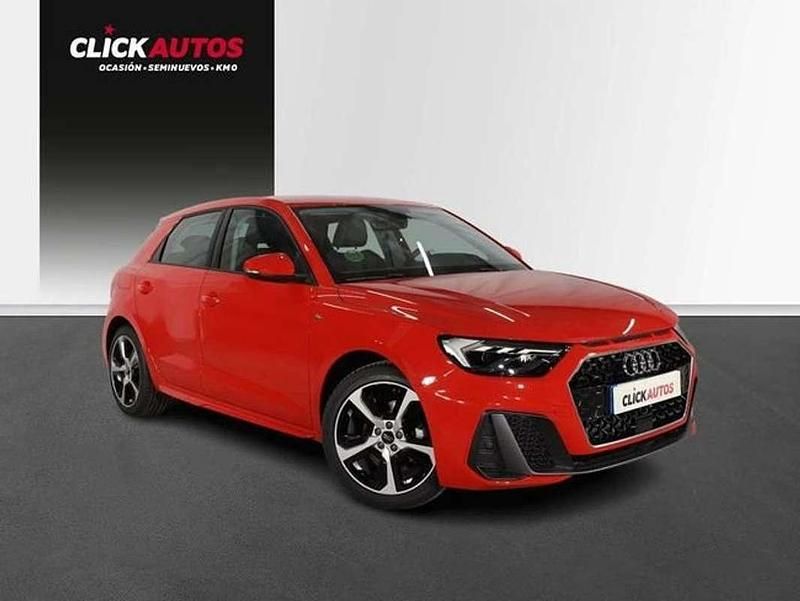 Usado Audi A1 Comfort 111 CV (81 kW) 2023 Rojo Berlina