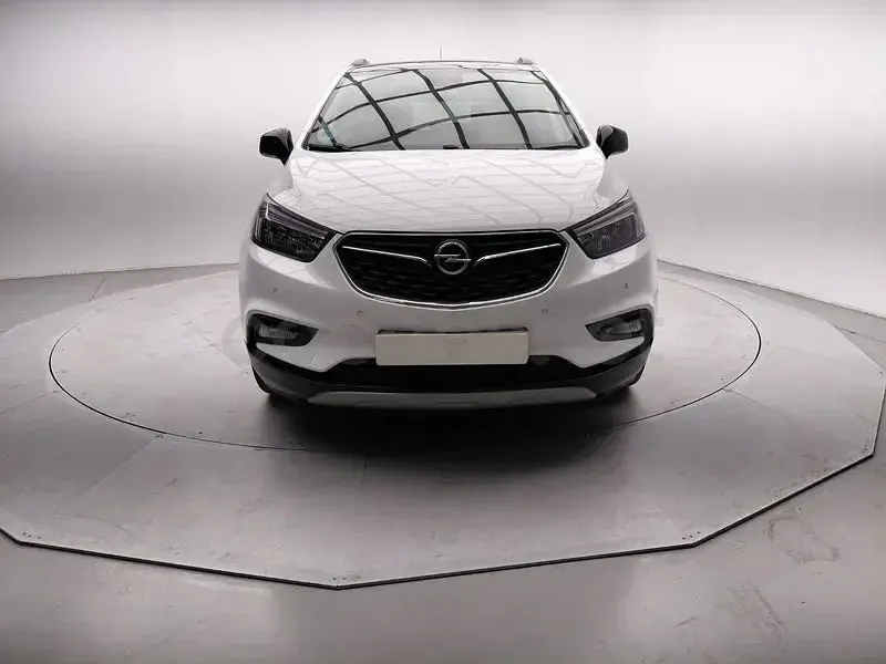 Usado Opel Mokka Color Edition 140 CV (102 kW) 2022 Blanco SUV