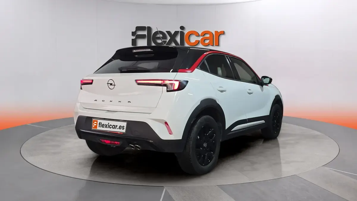 Usado Opel Mokka 136 CV (100 kW) 2023 Blanco SUV