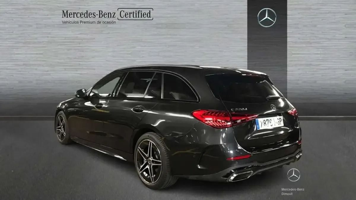 Usado Mercedes C220 197 CV (144 kW) 2025 Gris Familiar