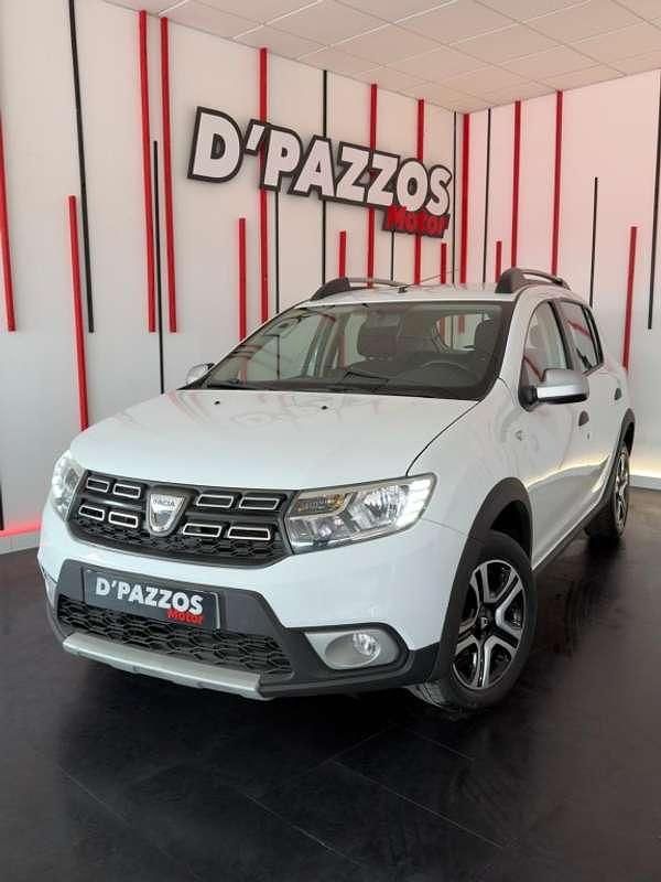 Usado Dacia Sandero Stepway Ambiance 90 CV (66 kW) 2018 Blanco Utilitario