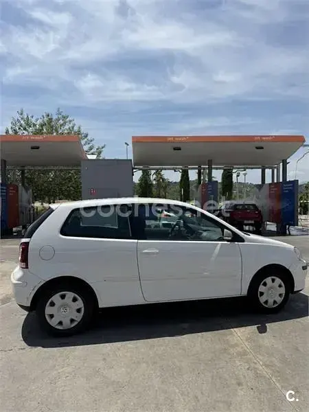 Usado VW Polo Advance 80 CV (58 kW) 2007 Blanco Utilitario