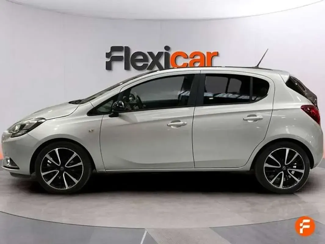Usado Opel Corsa Design Edition 90 CV (66 kW) 2019 Gris Utilitario