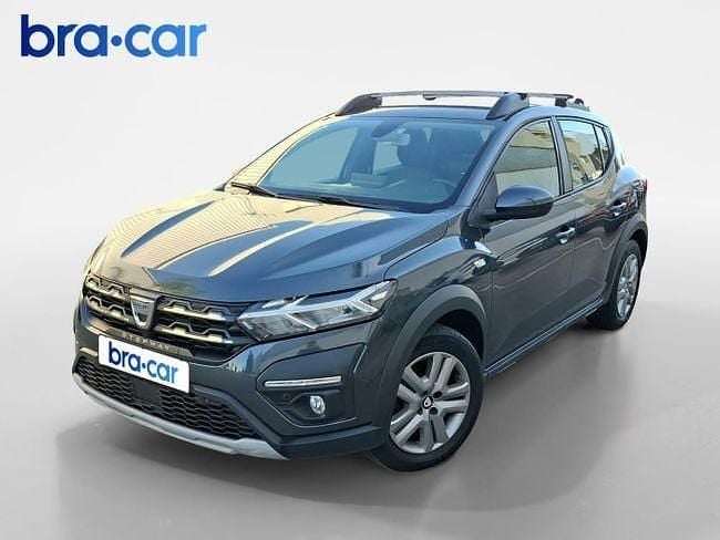 Gris / plata Usado 2022 Dacia Sandero Comfort Utilitario | 13.980 € (Precio justo) - Imagen 1/4