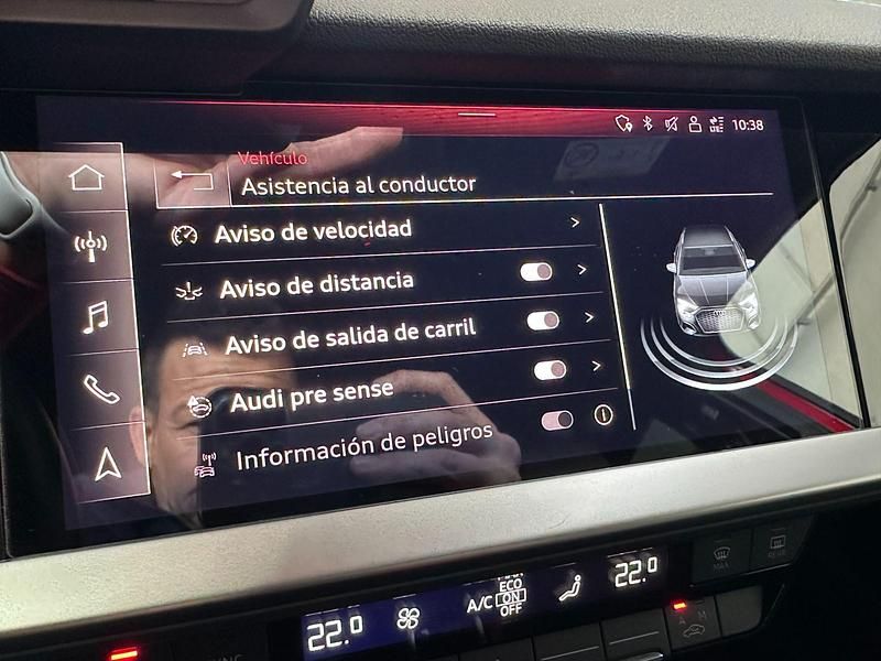 Usado Audi A3 S-Line 116 CV (85 kW) 2022 Rojo Berlina