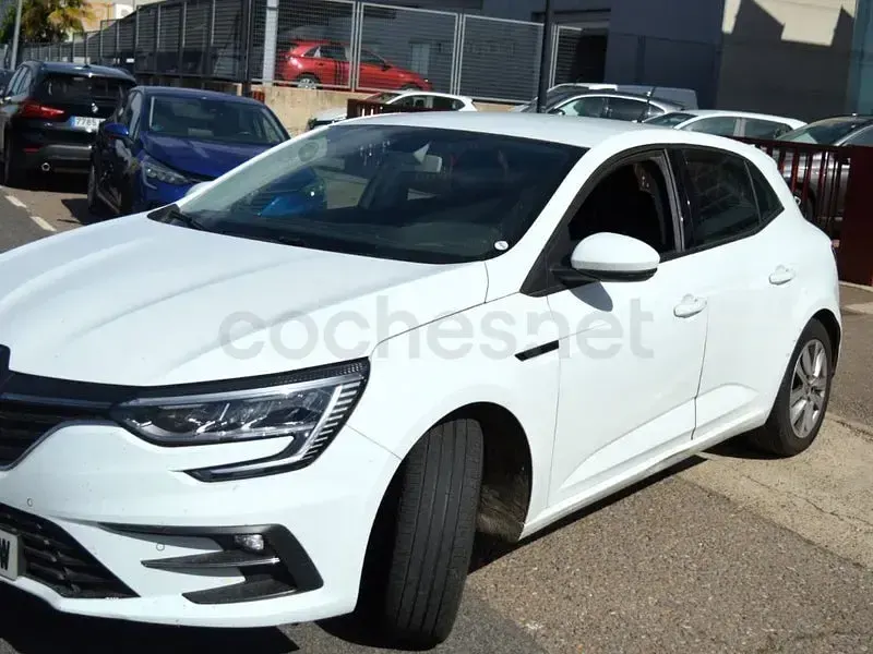 Usado Renault Mégane II Equilibre 115 CV (84 kW) 2023 Blanco Berlina
