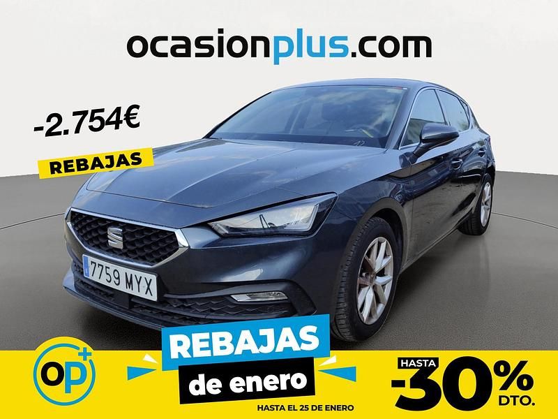 Gris Usado 2025 Seat Leon Style Berlina | 20.400 € (Precio justo) - Imagen 1/4