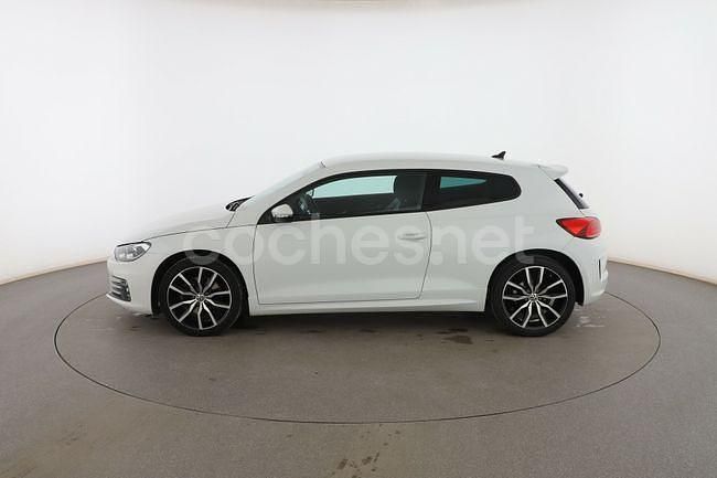 Usado VW Scirocco R-line BlueMotion 182 CV (133 kW) 2017 Blanco Coupe