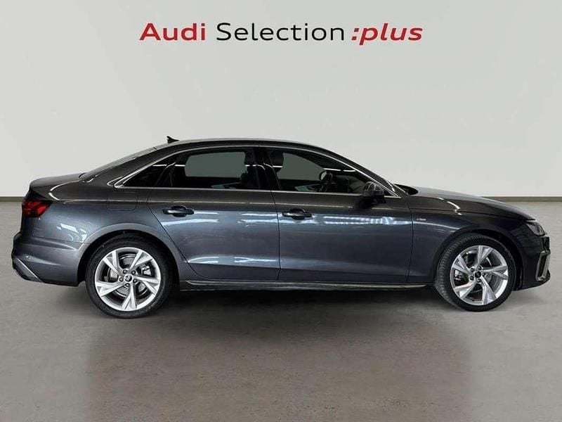 Usado Audi A4 S-Line 136 CV (100 kW) 2023 Gris Berlina