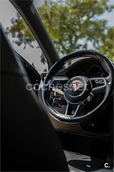 Usado Porsche Macan 245 CV (180 kW) 2020 Negro SUV