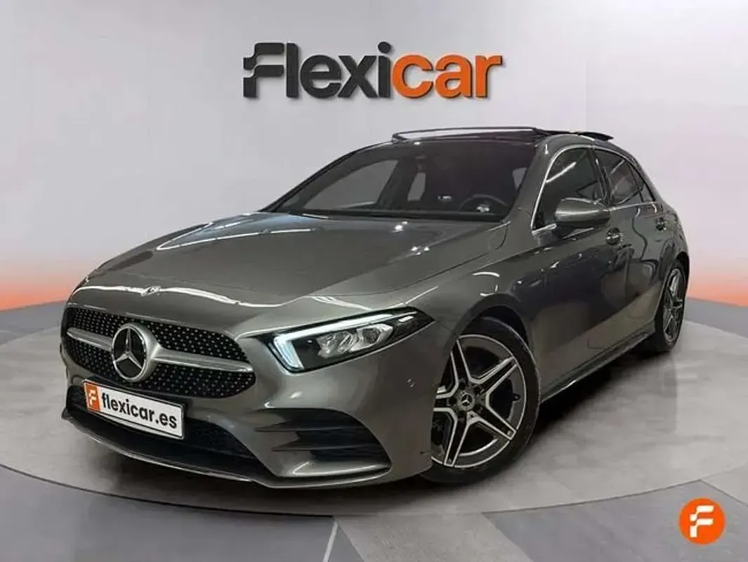 Usado Mercedes A200 150 CV (110 kW) 2022 Gris Berlina