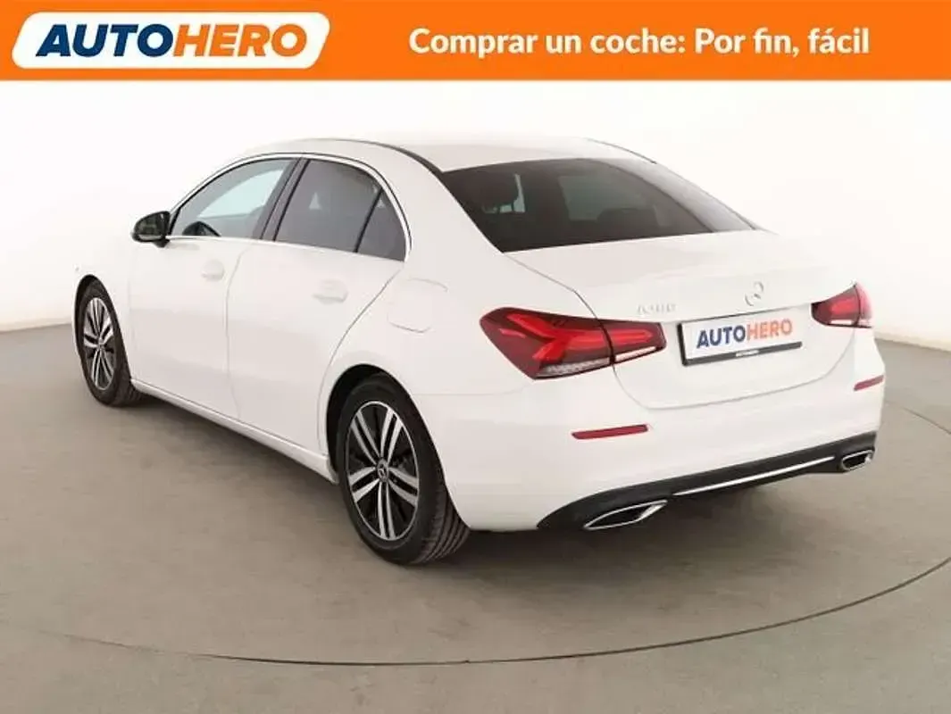 Usado Mercedes A180 Progressive 136 CV (100 kW) 2022 Blanco Berlina