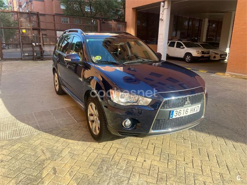 Usado Mitsubishi Outlander Motion 177 CV (130 kW) 2012 Azul SUV