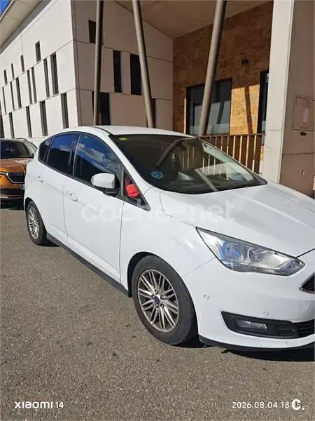 Usado Ford C-MAX Trend 125 CV (91 kW) 2015 Blanco Monovolumen