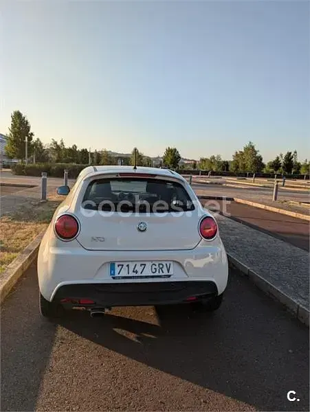 Usado Alfa Romeo MiTo Distinctive 105 CV (77 kW) 2009 Blanco Utilitario