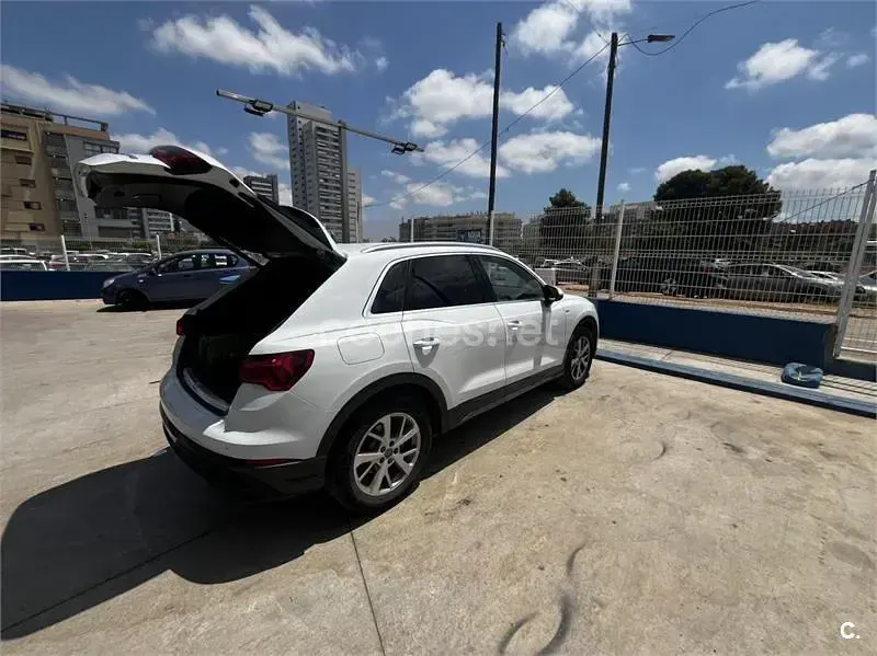 Usado Audi Q3 S-Line 150 CV (110 kW) 2019 Blanco SUV