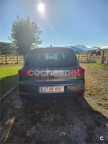 Usado VW Tiguan 177 CV (130 kW) 2014 Gris / plata SUV