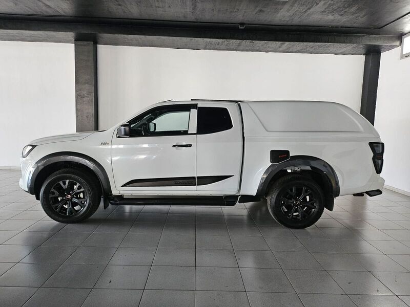 Blanco Usado 2023 Isuzu D-Max Recogida | 42.500 € (Un poco caro) - Imagen 1/4
