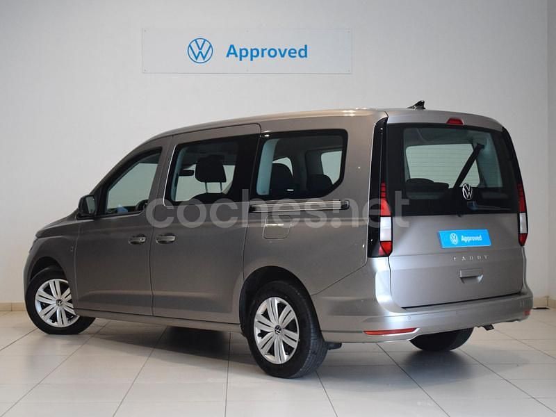 Usado VW Caddy Maxi 122 CV (89 kW) 2025 Beige Monovolumen