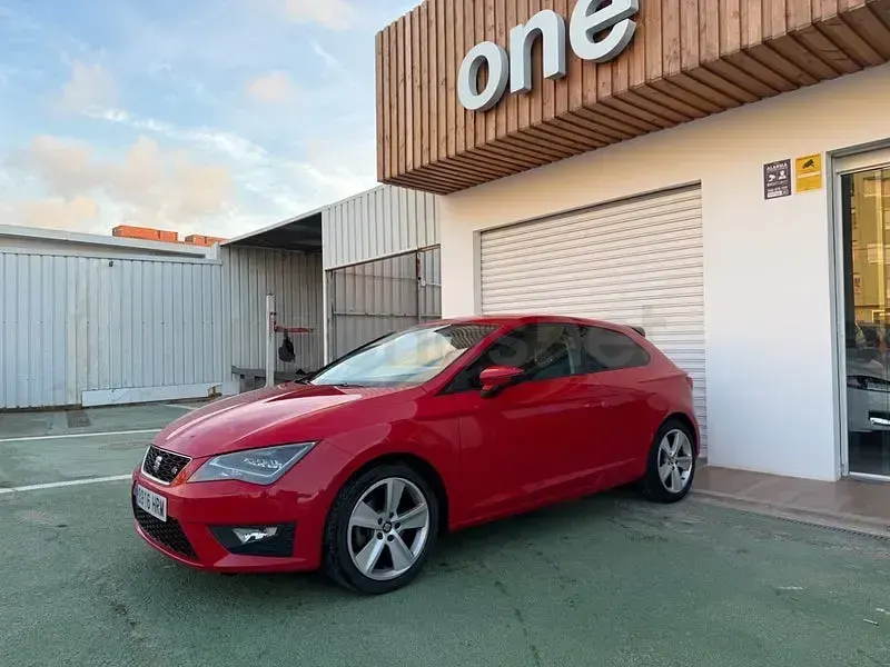 Usado Seat Leon SC FR 150 CV (110 kW) 2013 Rojo Utilitario