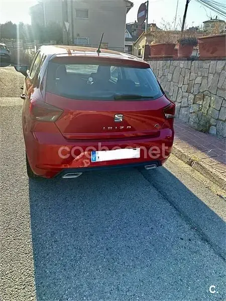 Usado Seat Ibiza FR 150 CV (110 kW) 2018 Rojo Utilitario