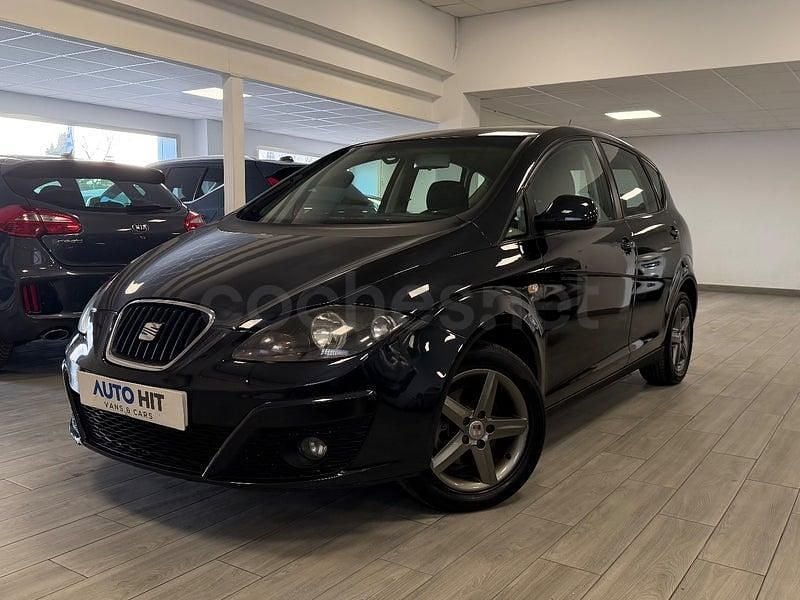 Gris / plata Usado 2013 Seat Altea Reference Monovolumen | 4999 € (Buen precio) - Imagen 1/4