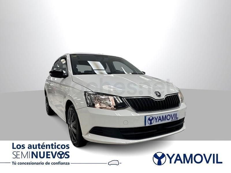 Usado Skoda Fabia Ambition 75 CV (55 kW) 2016 Blanco Berlina