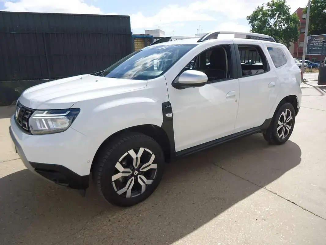 Usado Dacia Duster Prestige 116 CV (85 kW) 2022 Blanco SUV