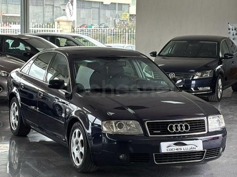 Usado Audi A6 150 CV (110 kW) 2003 Azul Berlina