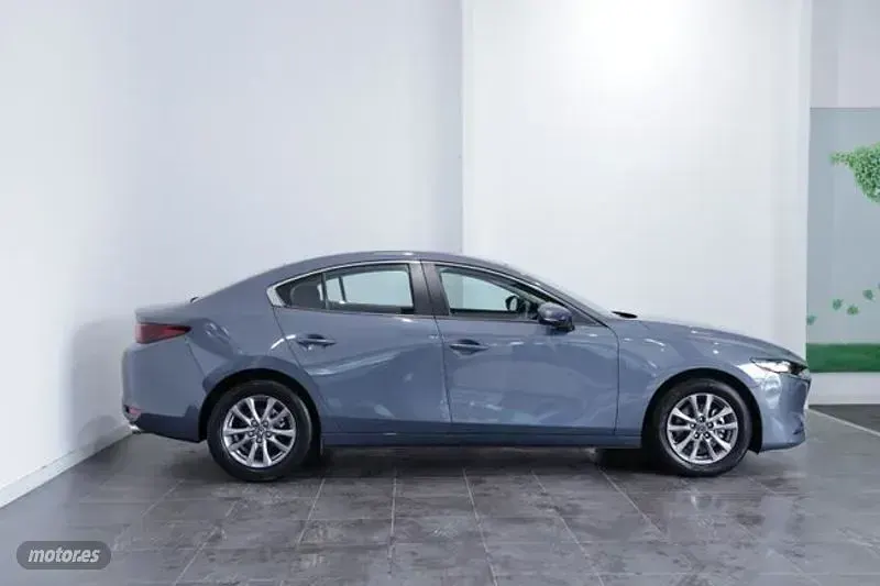Usado Mazda 3 122 CV (89 kW) 2023 Gris Berlina
