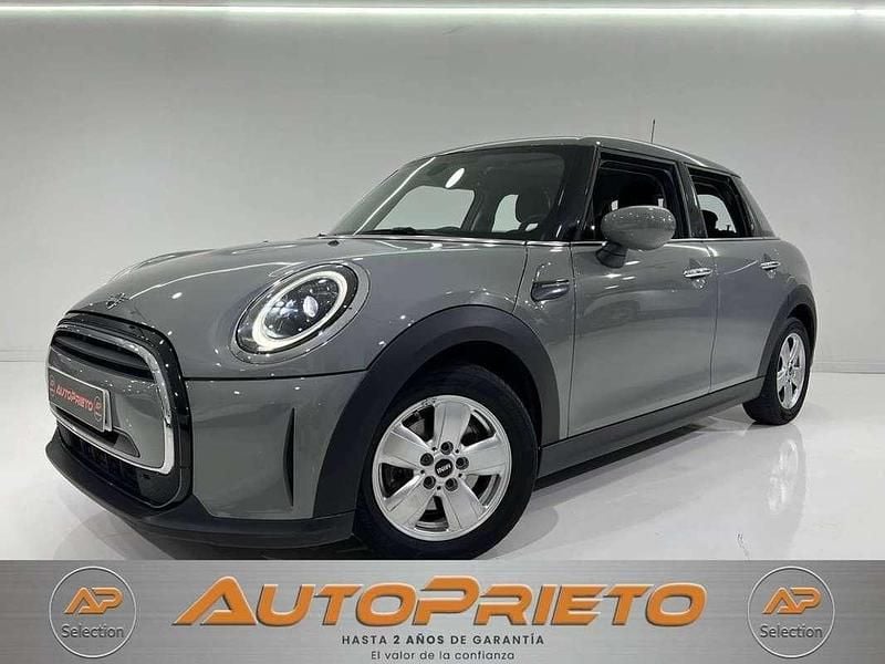 Usado Mini ONE 102 CV (75 kW) 2021 Gris Utilitario