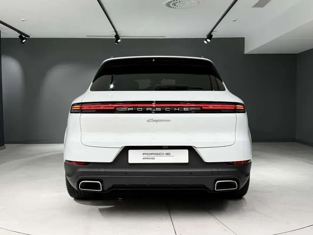 Usado Porsche Cayenne 470 CV (345 kW) 2026 Blanco SUV