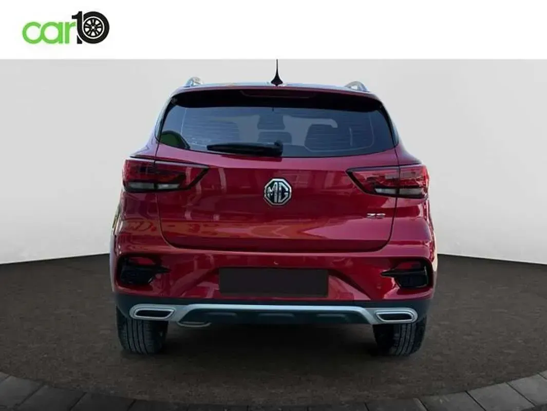 Usado MG ZS Luxury 106 CV (77 kW) 2024 Rojo SUV