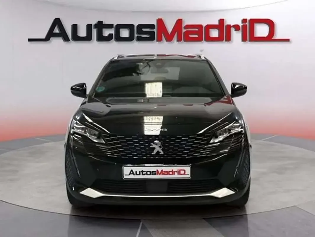 Usado Peugeot 5008 GT 131 CV (96 kW) 2023 Negro SUV
