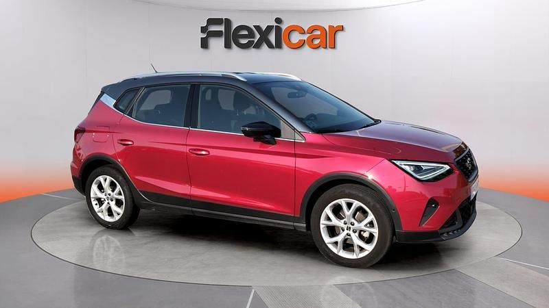 Usado Seat Arona FR 116 CV (85 kW) 2023 Rojo SUV