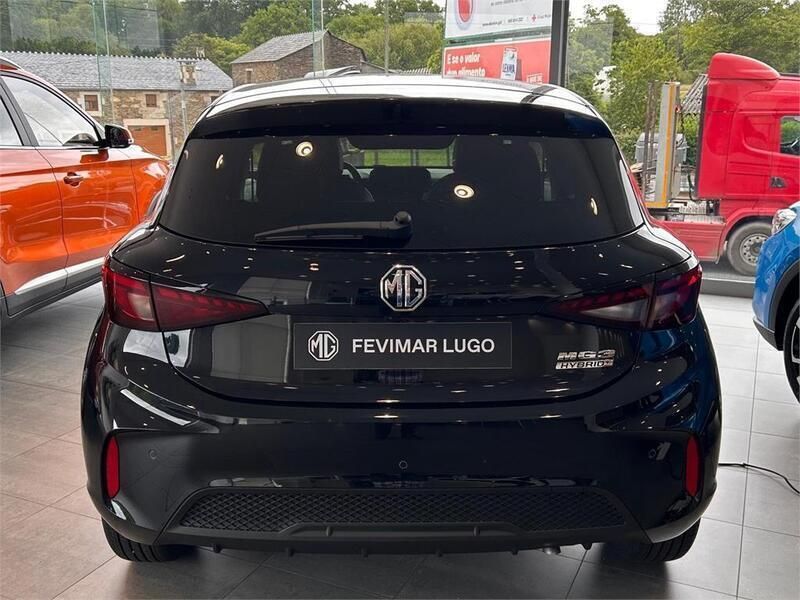 Nuevo MG MG3 Luxury 195 CV (143 kW) 2025 Negro Utilitario