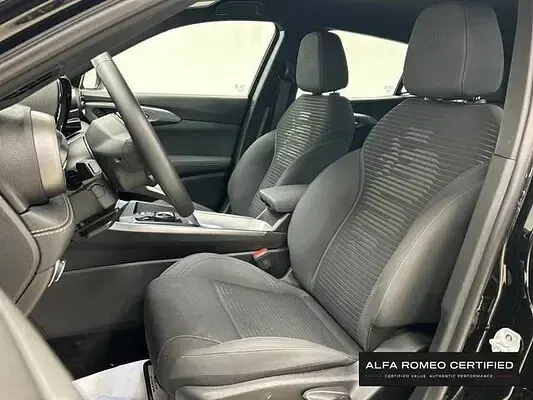 Usado Alfa Romeo Tonale Sprint 131 CV (96 kW) 2025 Negro SUV