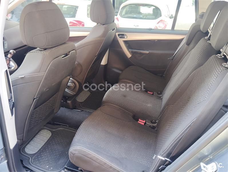 Usado Citroën Grand C4 Picasso Exclusive 112 CV (82 kW) 2010 Gris / plata Monovolumen