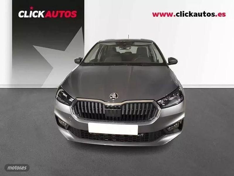 Usado Skoda Fabia Selection 115 CV (84 kW) 2025 Gris Utilitario