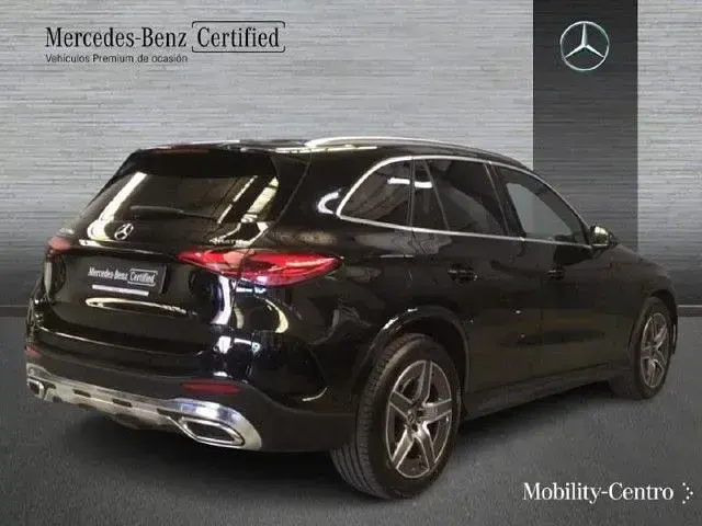 Usado Mercedes GLC220 AMG line 197 CV (144 kW) 2025 SUV