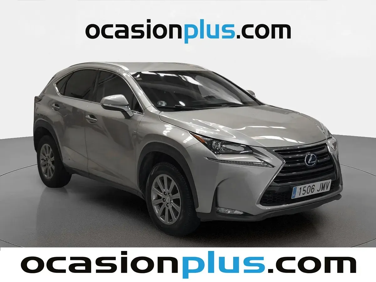 Usado Lexus NX300h 197 CV (144 kW) 2016 Gris plata SUV