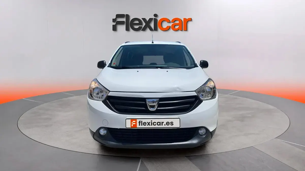 Usado Dacia Lodgy Ambiance 102 CV (75 kW) 2016 Blanco Monovolumen