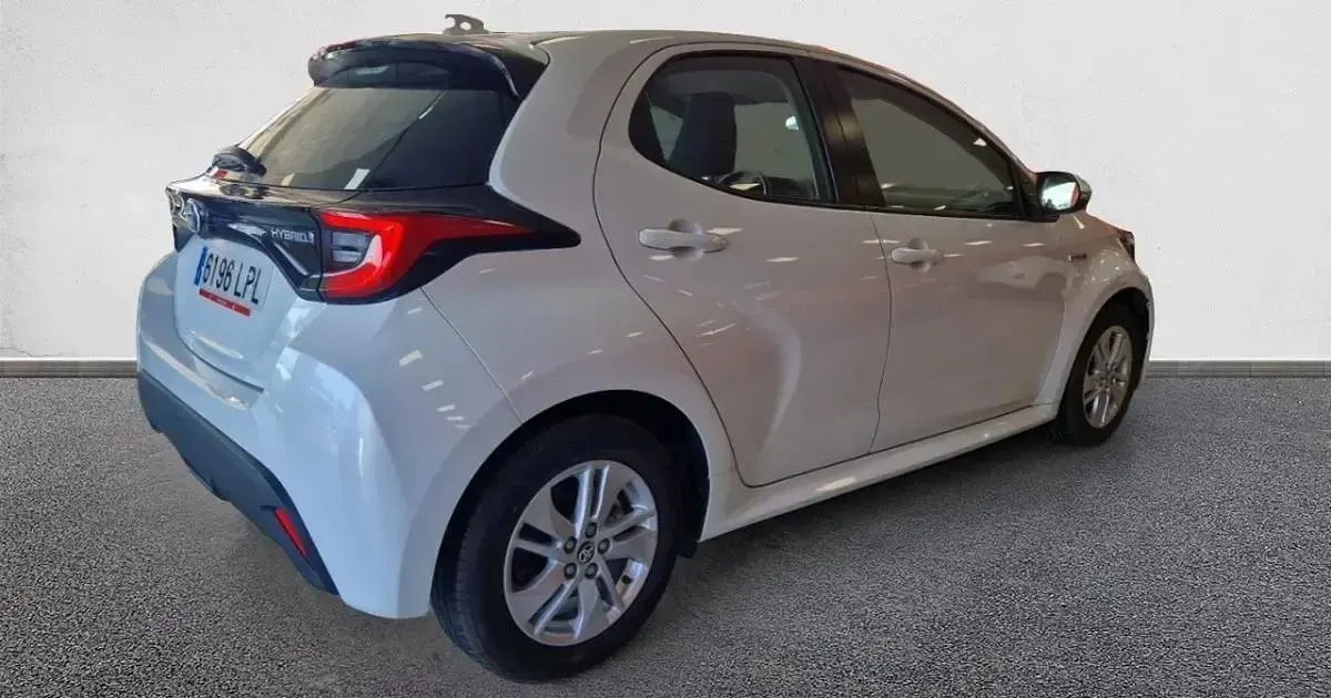 Usado Toyota Yaris Active 116 CV (85 kW) 2021 Utilitario