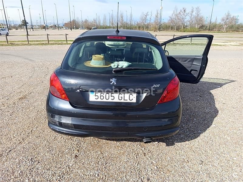 Usado Peugeot 207 Sport 90 CV (66 kW) 2009 Negro Berlina