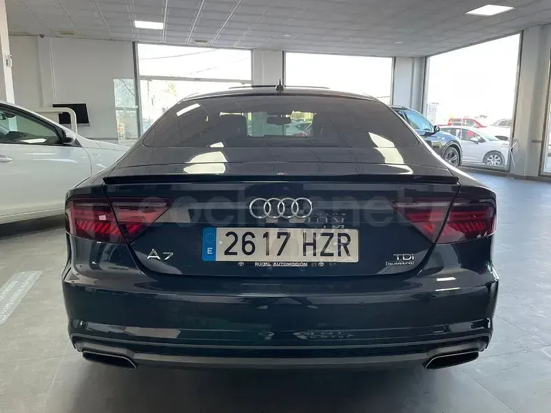 Usado Audi A7 Sportback 272 CV (200 kW) 2014 Azul Utilitario
