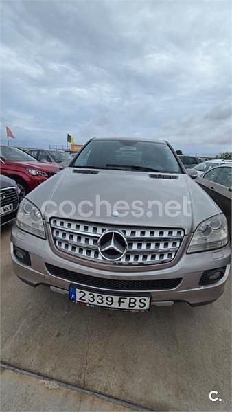 Blanco Usado 2006 Mercedes ML320 SUV | 11.500 € (Precio justo) - Imagen 1/4