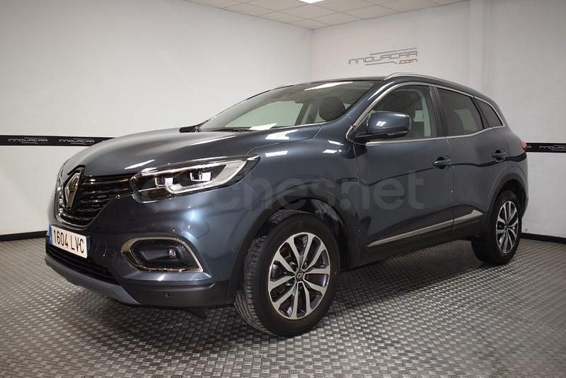 Usado Renault Kadjar LIMITED 140 CV (102 kW) 2021 Gris / plata SUV