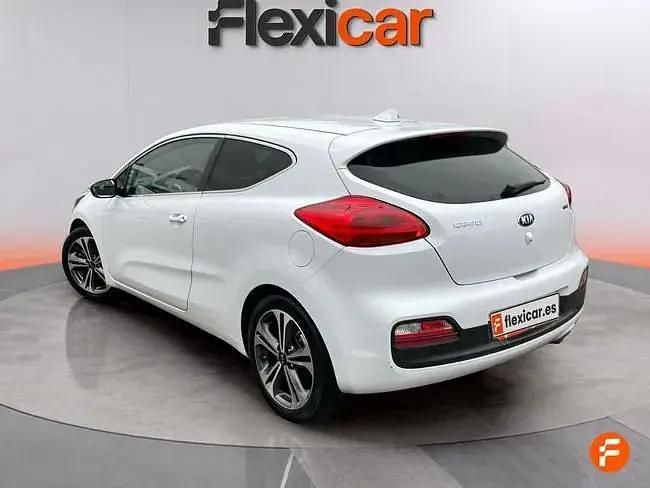 Używany Kia Ceed 136 KM (100 kW) 2018 Biały Hatchback