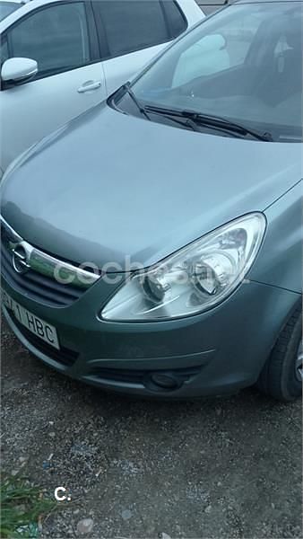 Usado Opel Corsa Essentia 75 CV (55 kW) 2010 Azul Utilitario