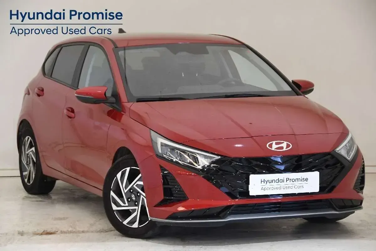 Usado Hyundai i20 101 CV (74 kW) 2025 Burdeos Utilitario